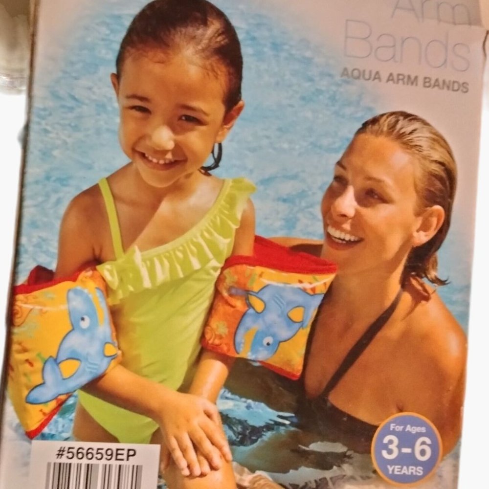 Intex Aqua Arm bands Kids Swim Pool 3 to 6 Year old 9 x 7 inch Pool beach summer